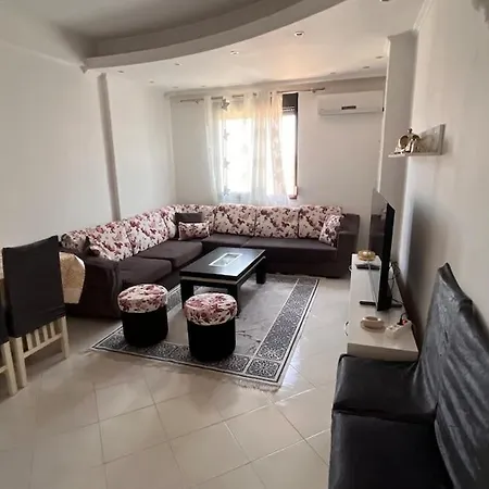 Apartment Tije's